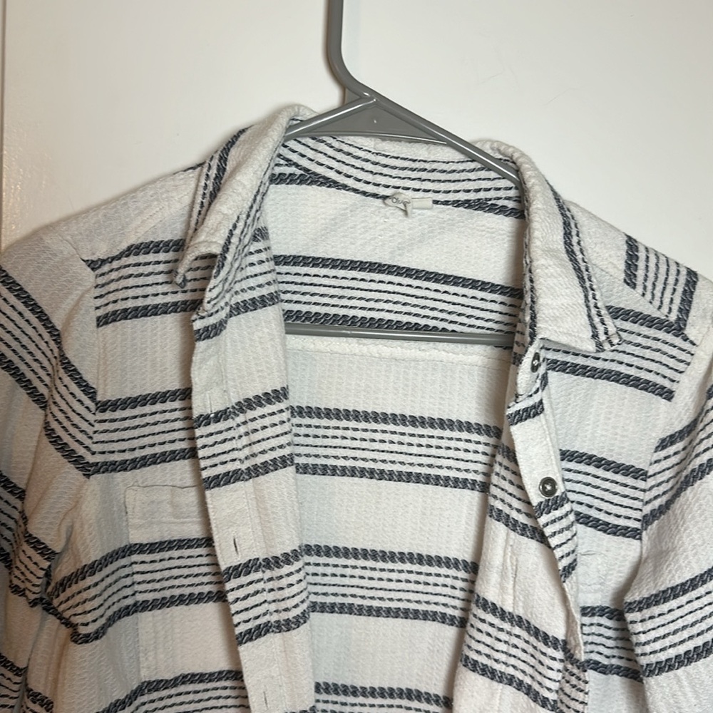 White And Blue Rip Curl Button Up - image 4